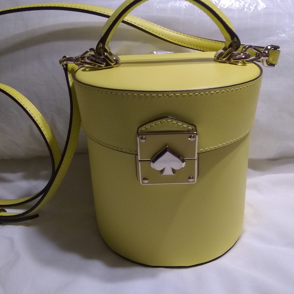 Kate Spade leather satchel handbag/ crossbody